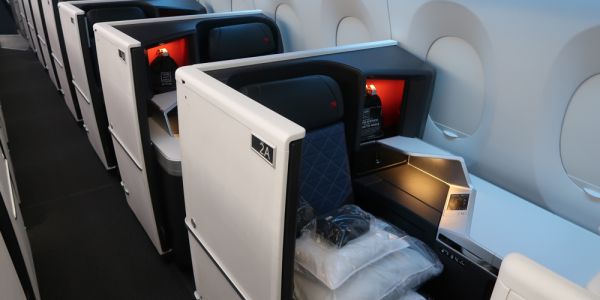 business seats 1 Business class