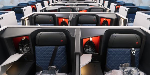 business seats 2 Business class